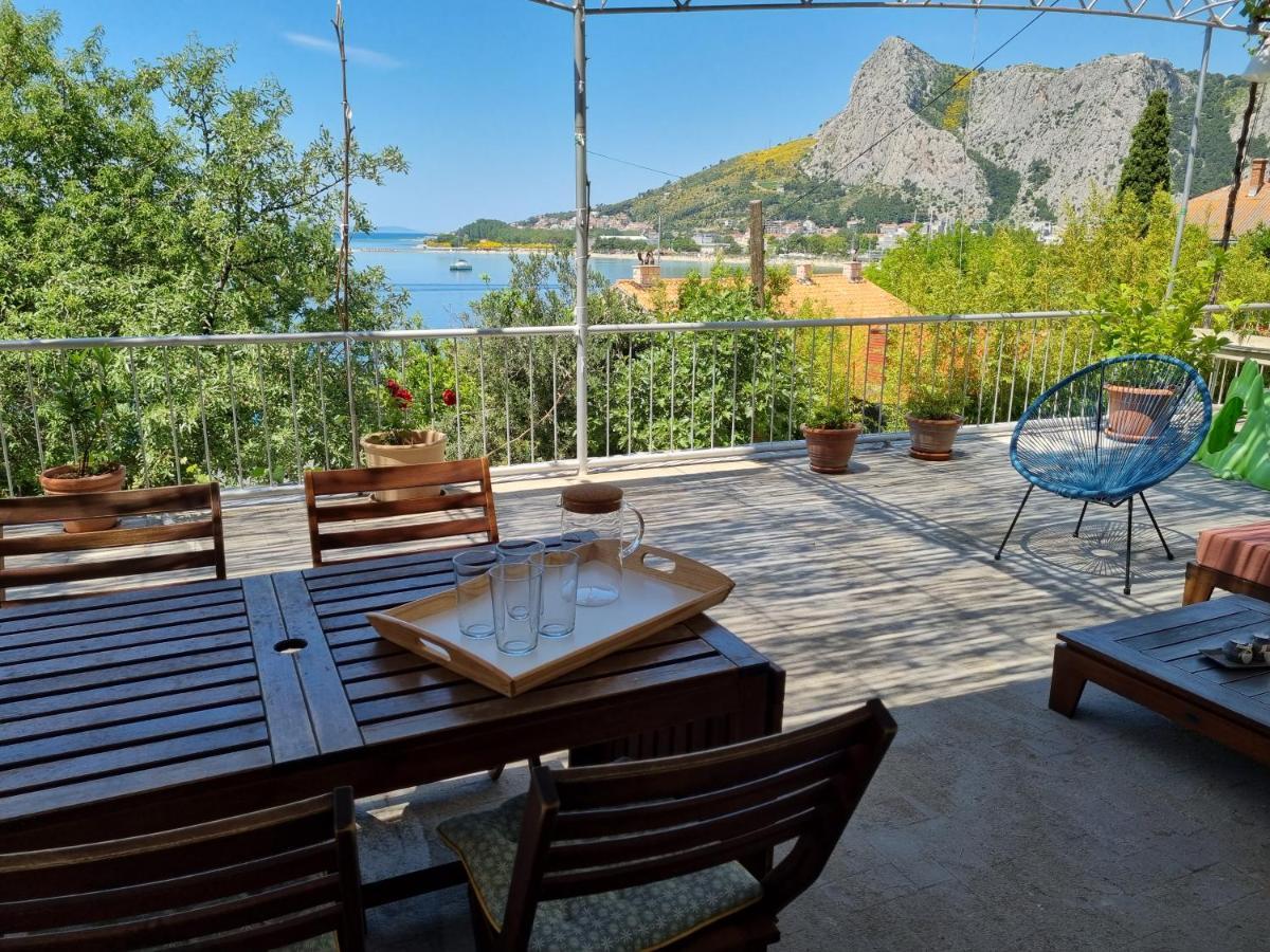 Cozy Apartments With Seafront Terraces Omiš Zewnętrze zdjęcie